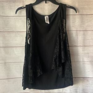 Discreet Black Vest with Lace Front Sides Sleeveless Cardigan Size Medium